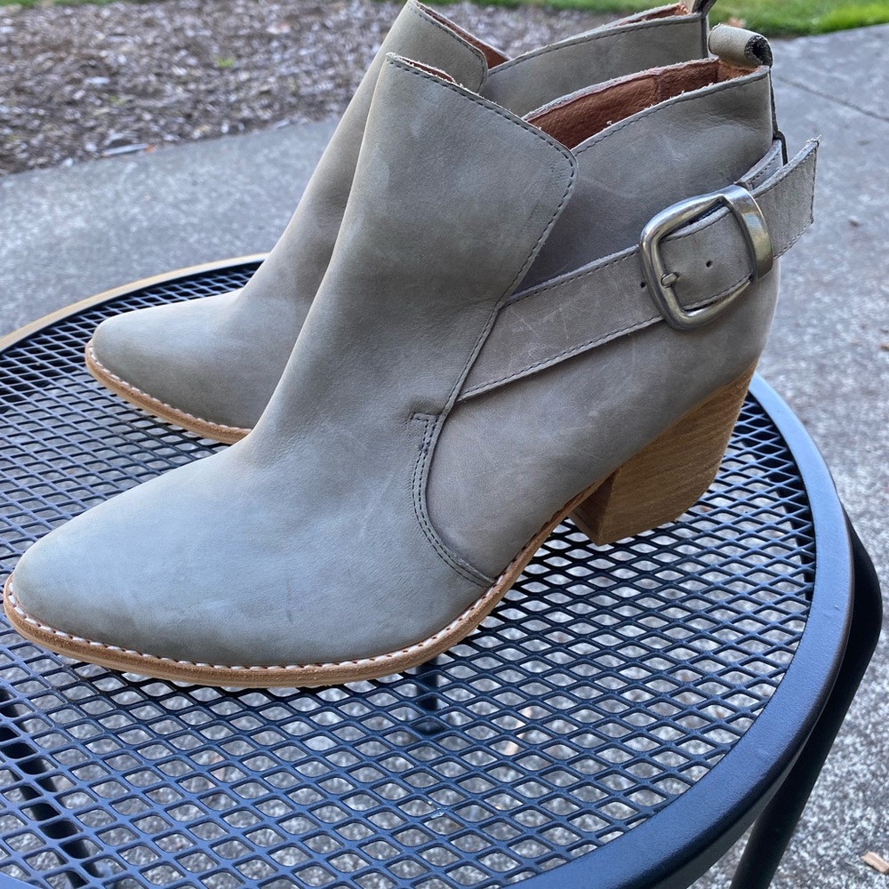 Jeffrey Campbell Taupe Ankle Boots with Buckle NWOT